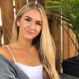 Meet your Posher, Brianne